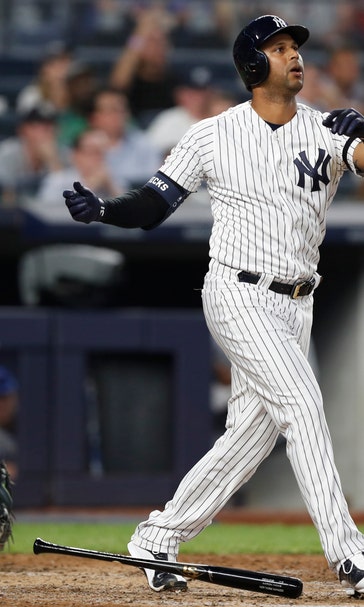 Yanks HR in 27th straight to match record, beat Jays 10-8